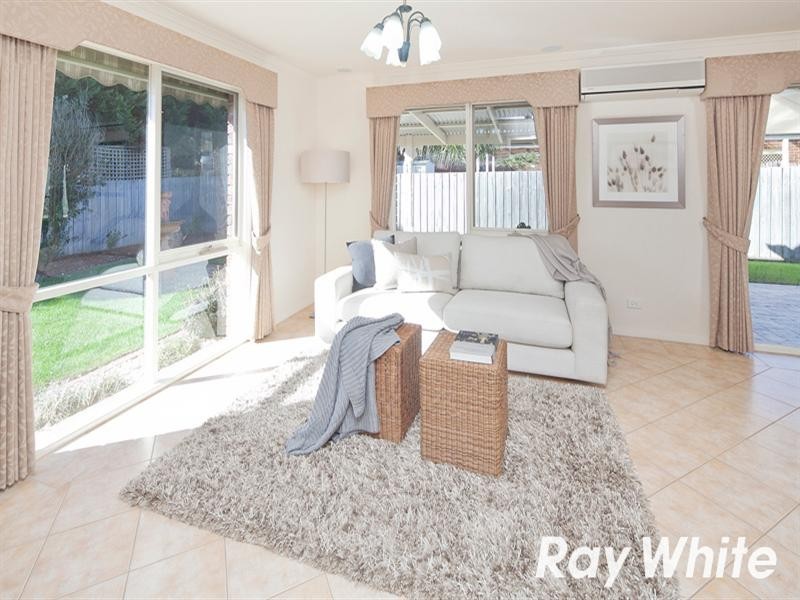 8 Carolyn Court, Langwarrin VIC 3910