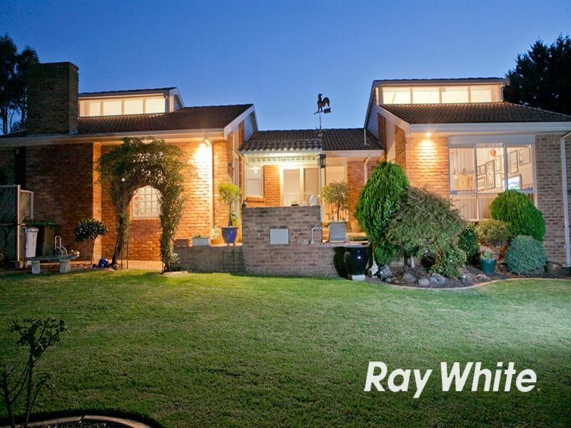 9 Yarralumla Drive, Langwarrin VIC 3910