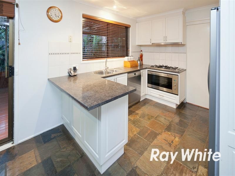 13 Firbank Close, Langwarrin VIC 3910