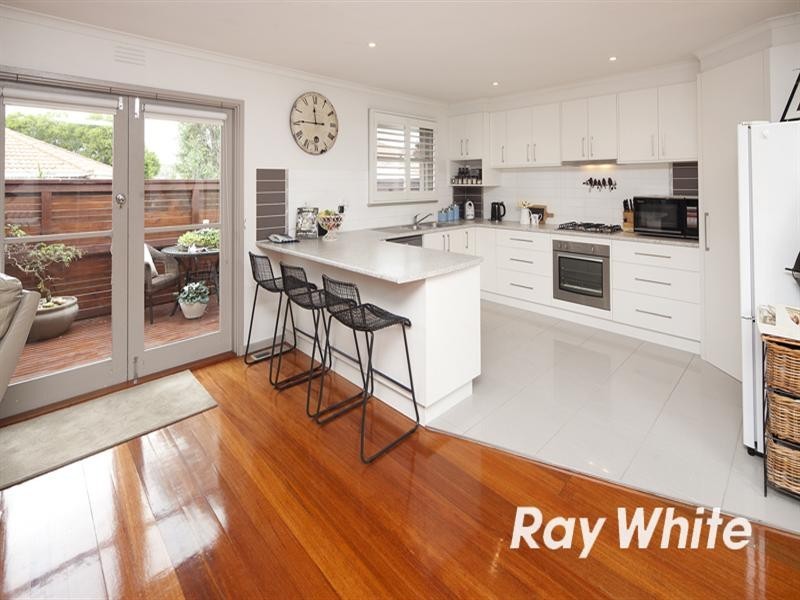 1/16 Station Street, Somerville VIC 3912