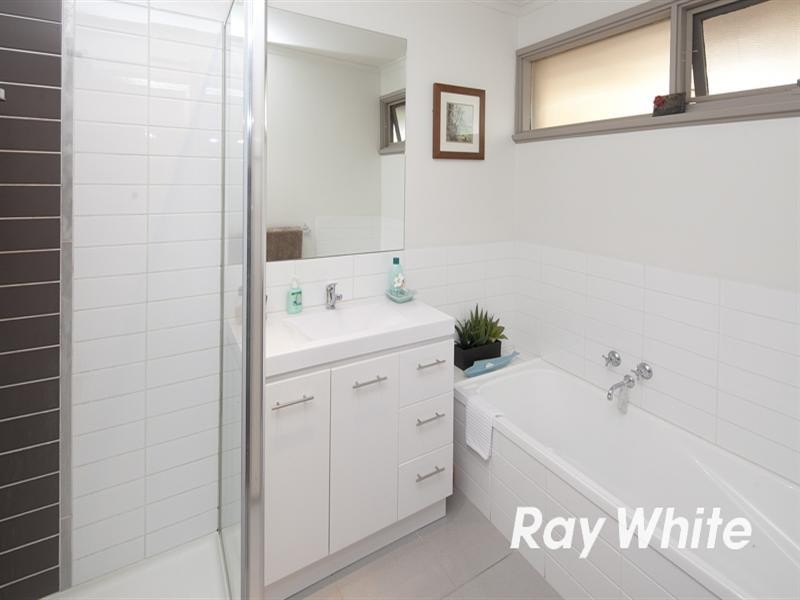 1/16 Station Street, Somerville VIC 3912