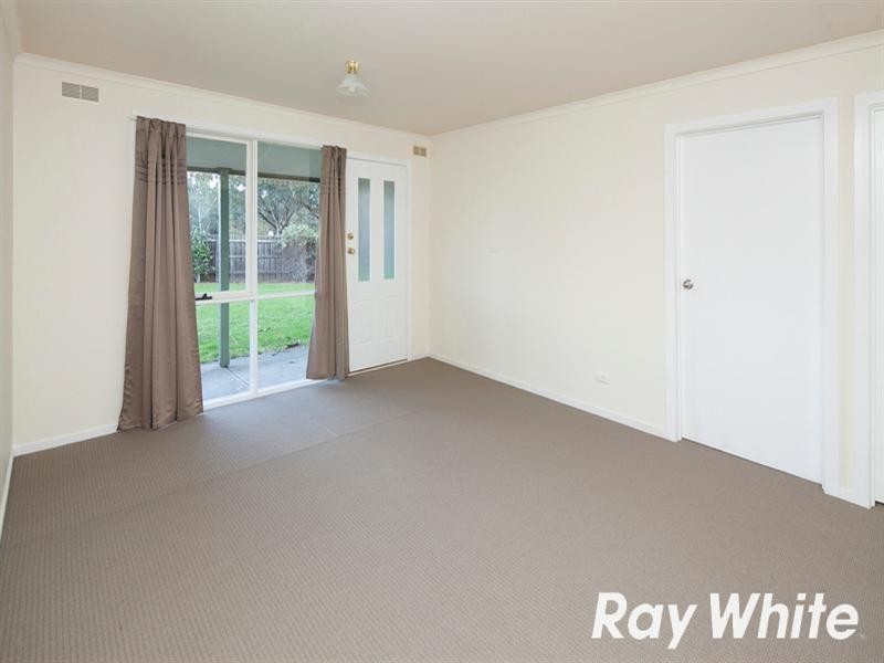 6 Banbury Court, Somerville VIC 3912