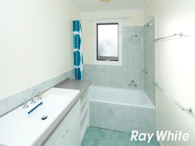 6 Banbury Court, Somerville VIC 3912