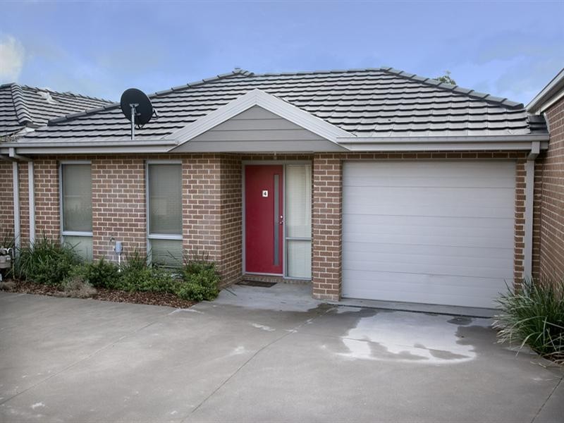 4/5 Warrenwood Place, Langwarrin VIC 3910