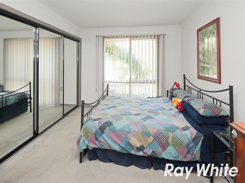 42 Wiltshire Drive, Somerville VIC 3912