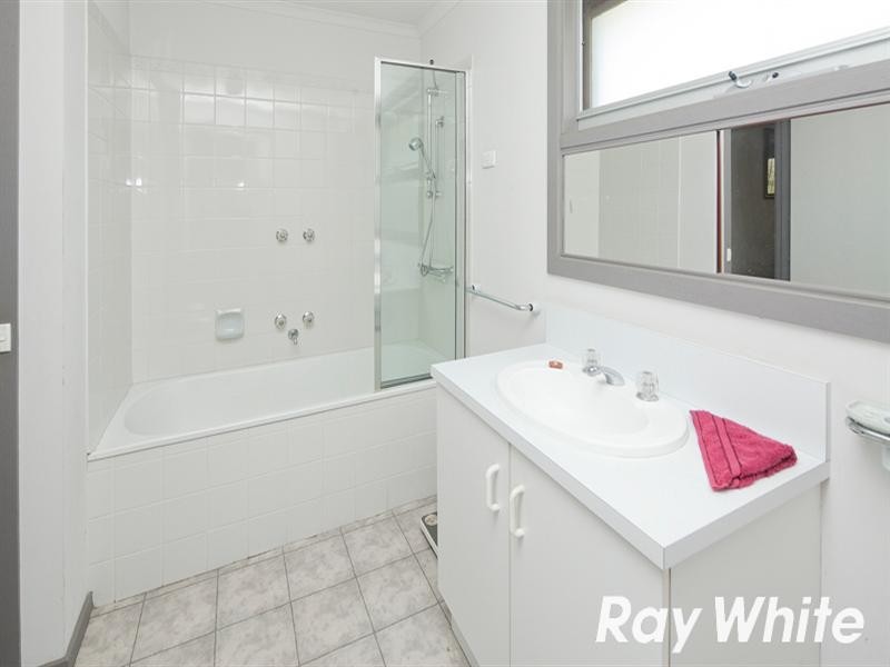 42 Wiltshire Drive, Somerville VIC 3912