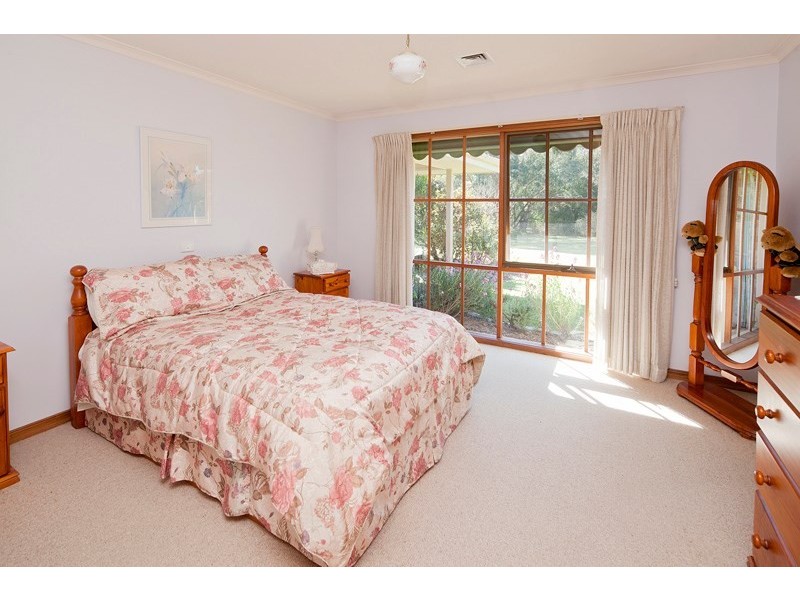 14 Nirvana Close, Langwarrin South VIC 3911