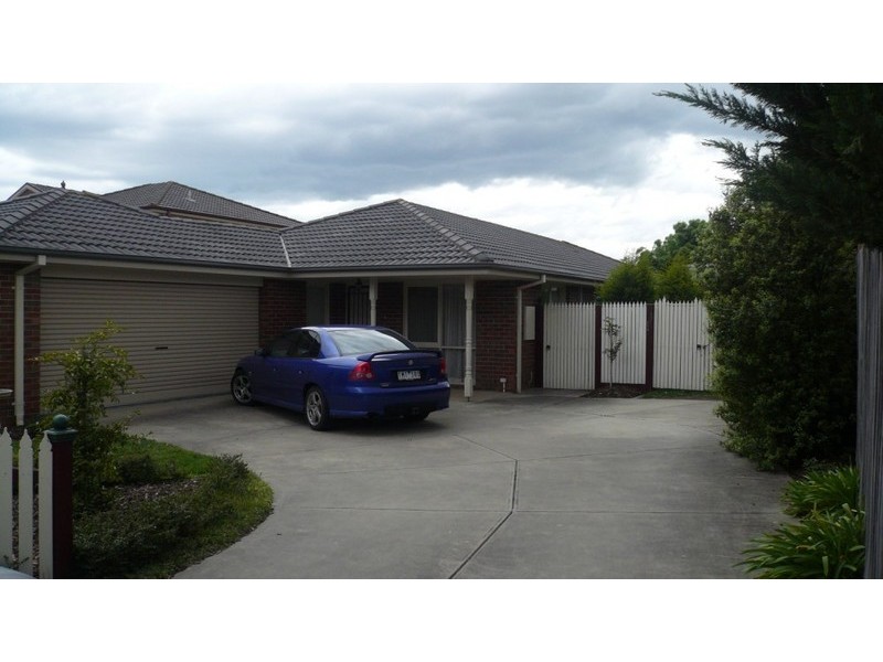 8 Carolyn Court, Langwarrin VIC 3910
