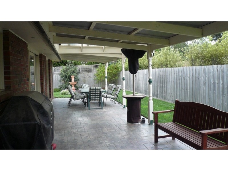 8 Carolyn Court, Langwarrin VIC 3910