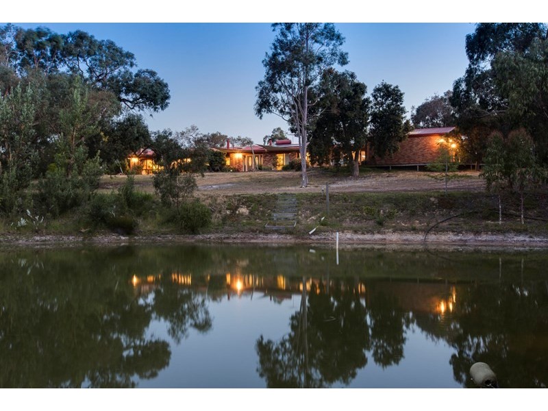 35 Victory Road, Langwarrin VIC 3910
