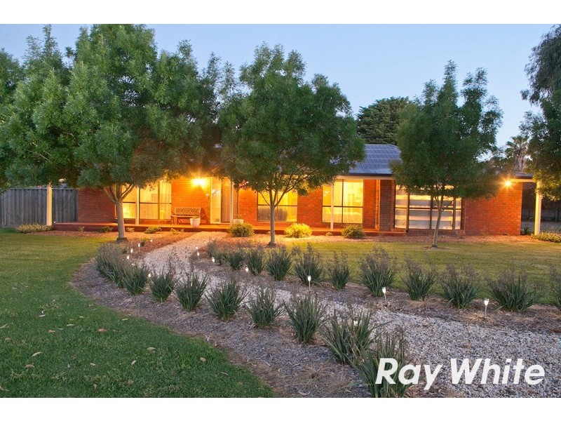 14 Grain Store Court, Langwarrin VIC 3910