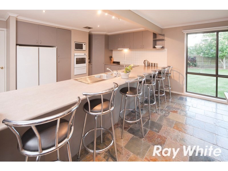 14 Grain Store Court, Langwarrin VIC 3910