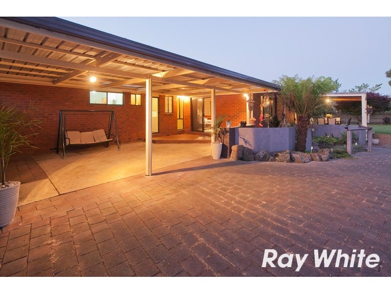 14 Grain Store Court, Langwarrin VIC 3910