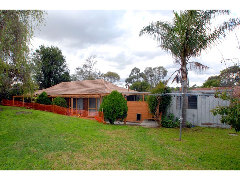 11 Elsan Lea Court, Langwarrin VIC 3910