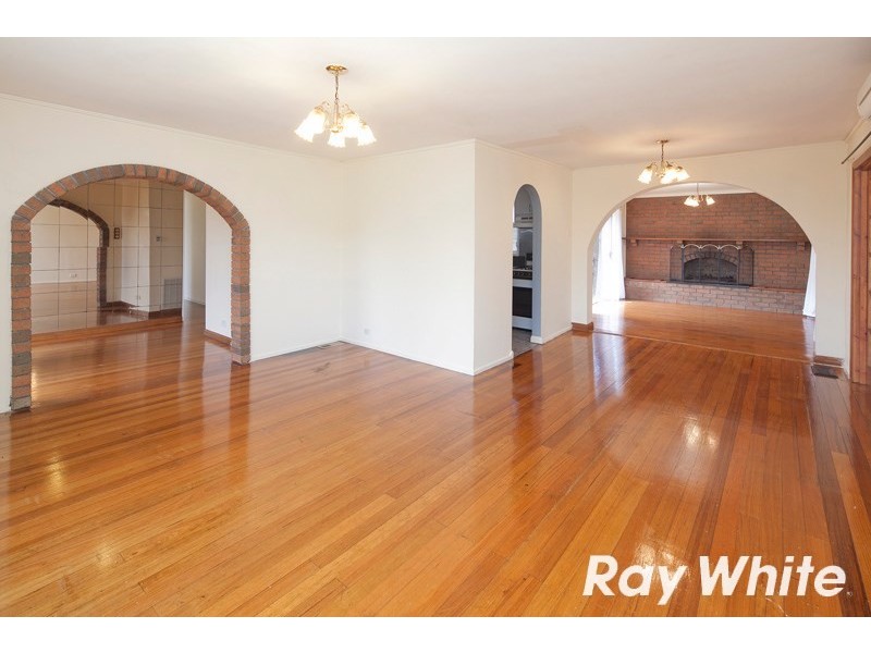 2 Kintal Court, Frankston VIC 3199