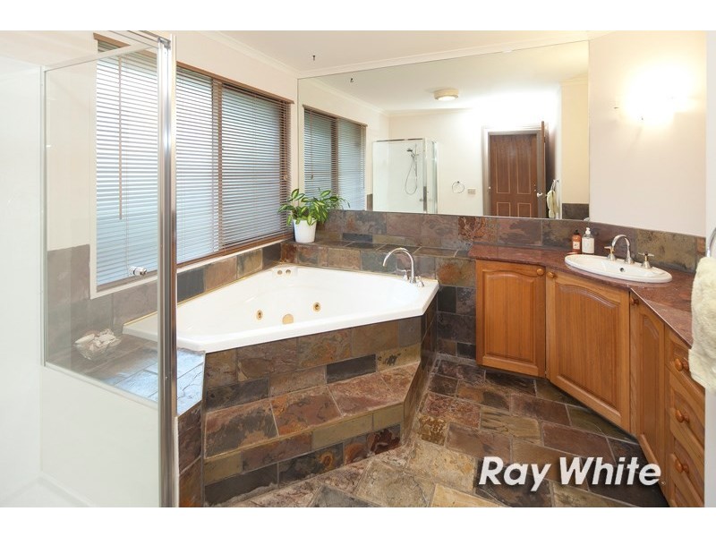 19 Yarralumla Drive, Langwarrin VIC 3910