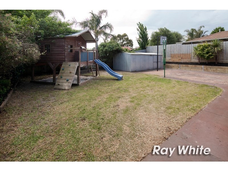 13 Grevillea Road, Langwarrin VIC 3910