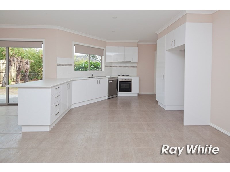 2/41 Station Street, Somerville VIC 3912