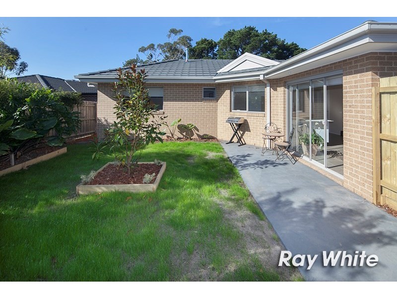 2/41 Station Street, Somerville VIC 3912