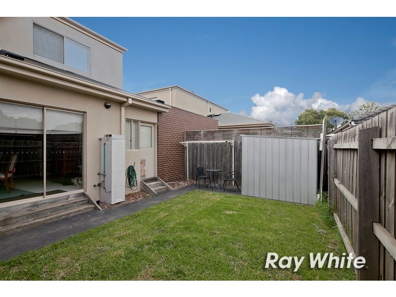 1/82 East Road, Seaford VIC 3198