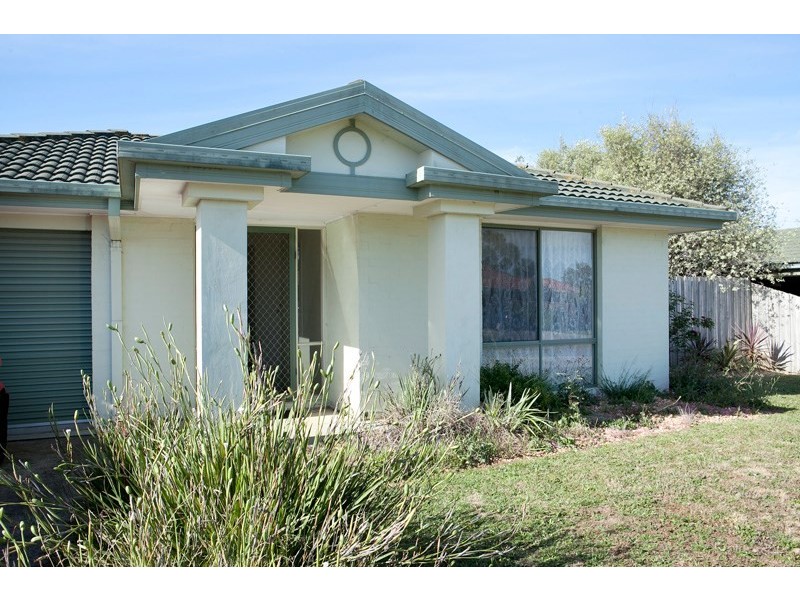 35 Kinlora Drive, Somerville VIC 3912