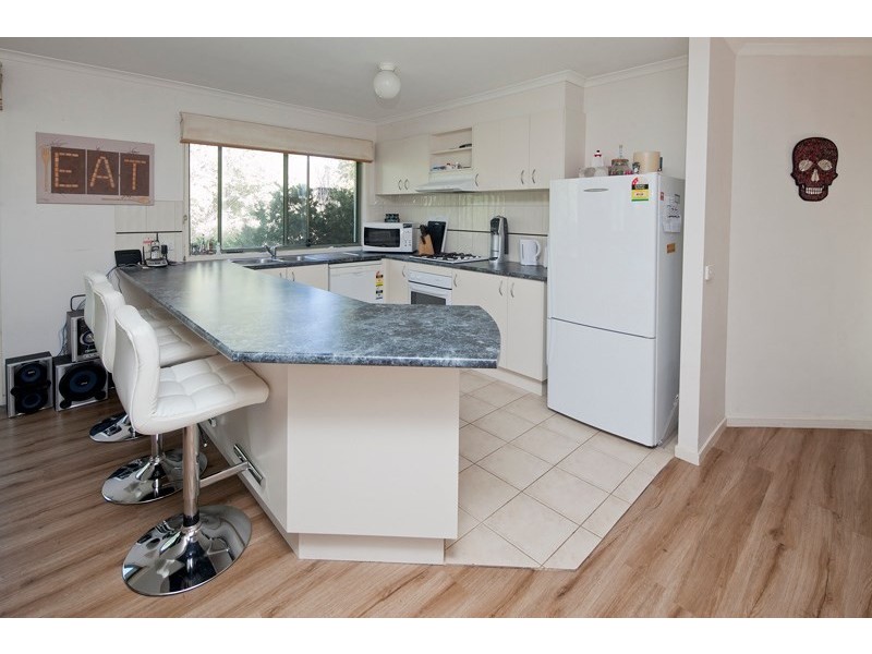 35 Kinlora Drive, Somerville VIC 3912