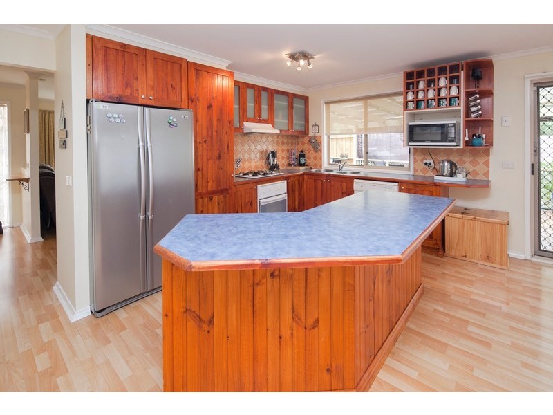 1 Lexton Drive, Langwarrin VIC 3910