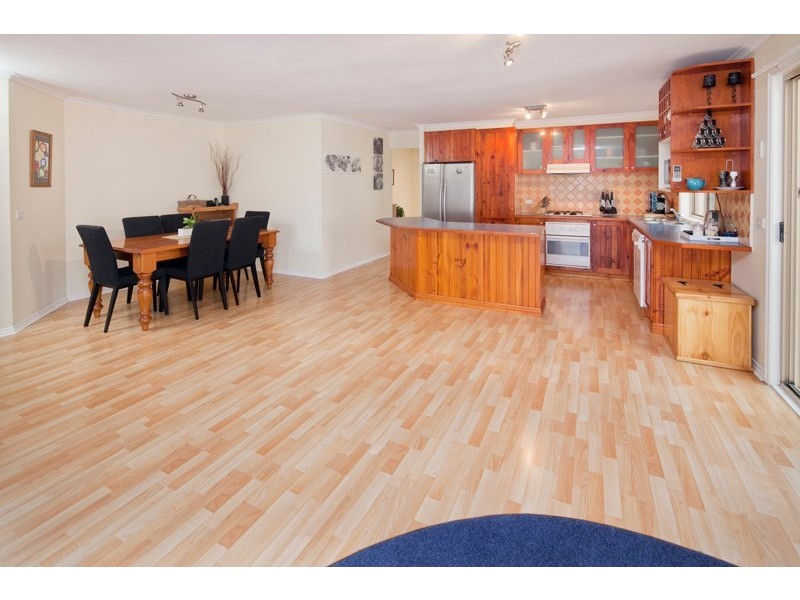 1 Lexton Drive, Langwarrin VIC 3910