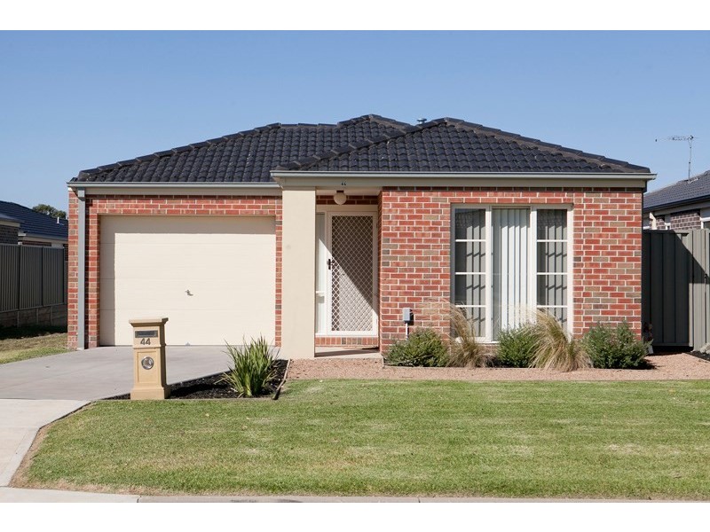 44 Potts Road, Langwarrin VIC 3910