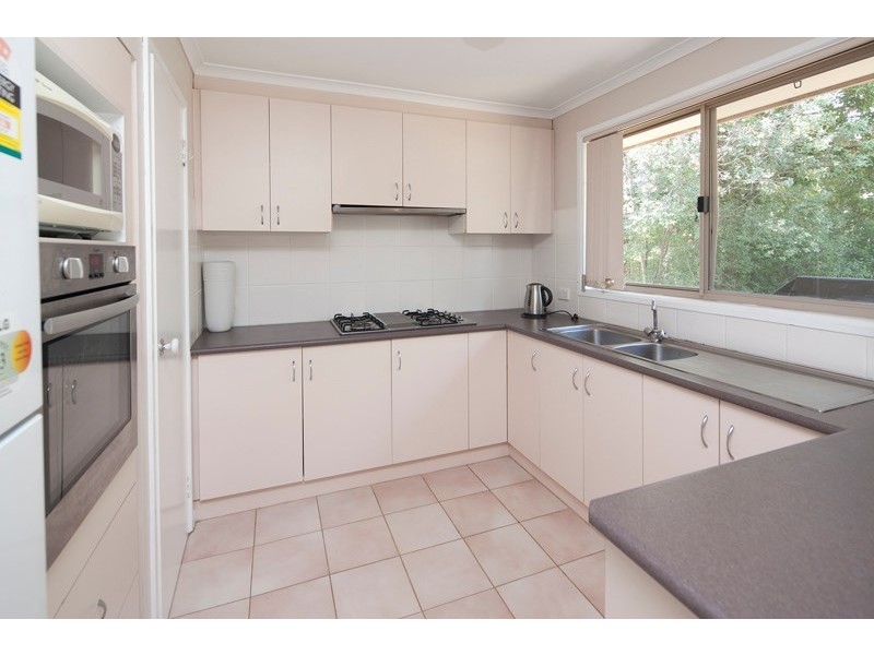 4/15-17 Micheala Court, Langwarrin VIC 3910