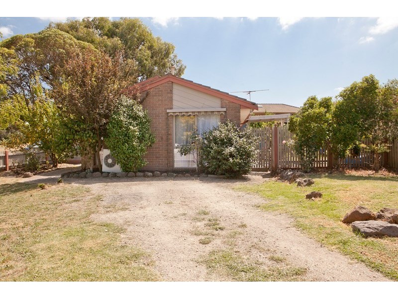 25 Melaleuca Crescent, Langwarrin VIC 3910