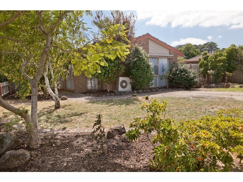 25 Melaleuca Crescent, Langwarrin VIC 3910