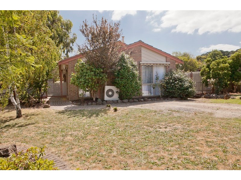 25 Melaleuca Crescent, Langwarrin VIC 3910