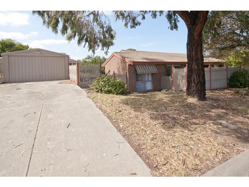 25 Melaleuca Crescent, Langwarrin VIC 3910