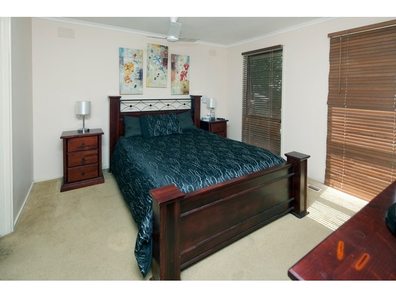 8 Lytham Court, Langwarrin VIC 3910