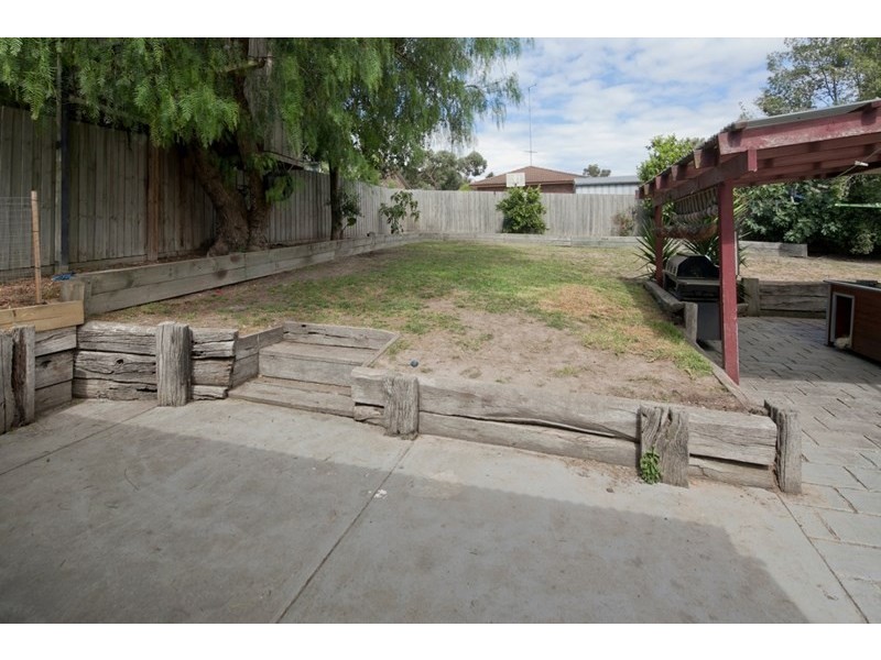 8 Lytham Court, Langwarrin VIC 3910