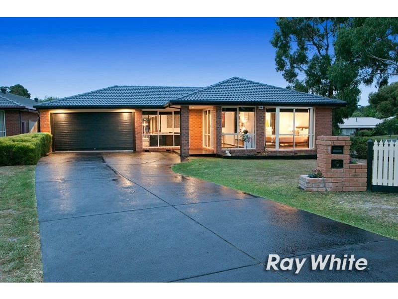 1 Banksia Court, Langwarrin VIC 3910