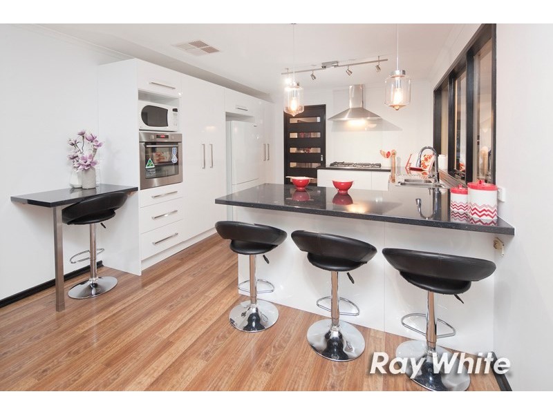 1 Banksia Court, Langwarrin VIC 3910