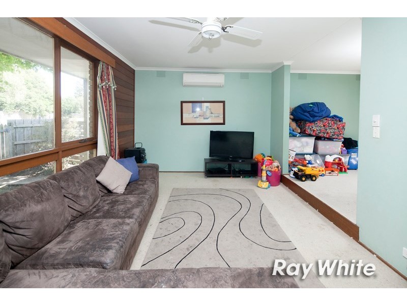 2 Almond Bush Street, Somerville VIC 3912