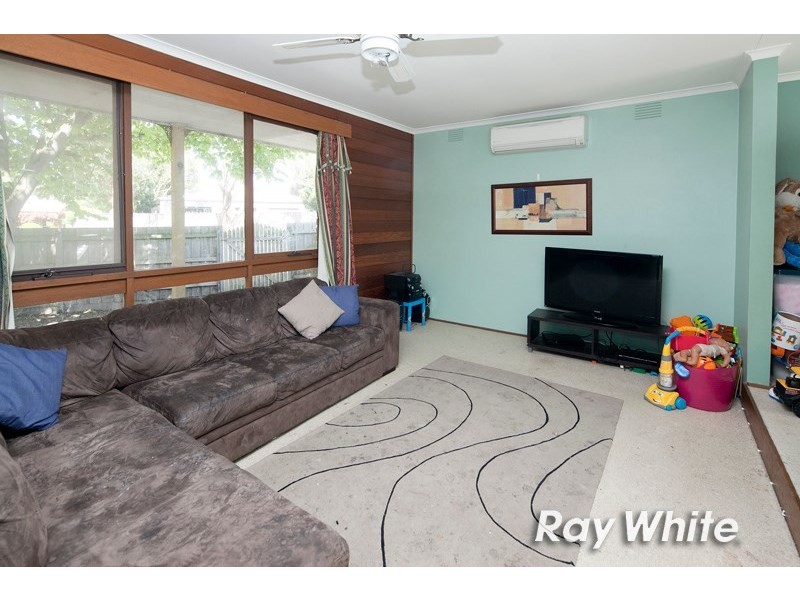 2 Almond Bush Street, Somerville VIC 3912
