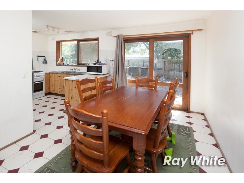 2 Almond Bush Street, Somerville VIC 3912