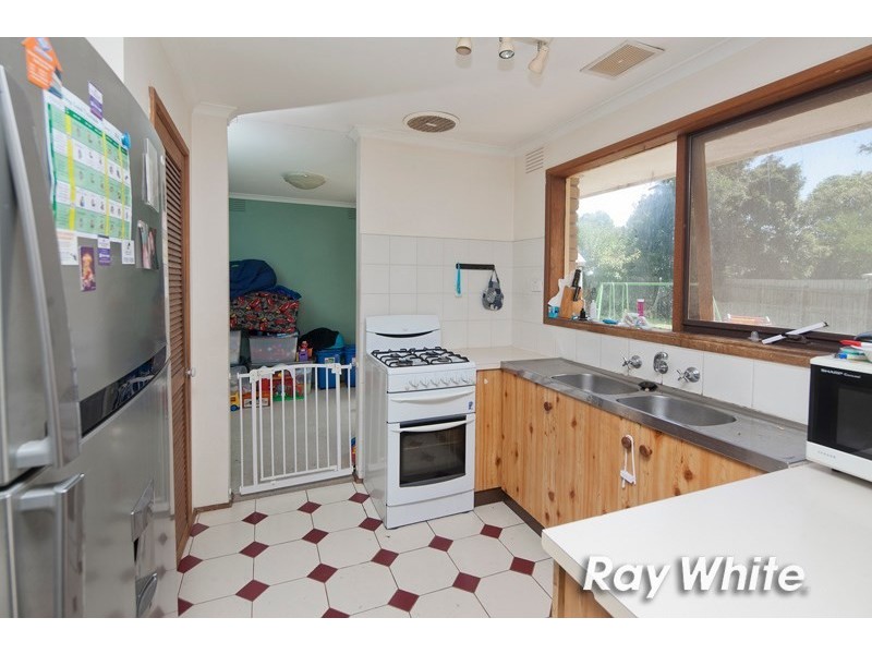 2 Almond Bush Street, Somerville VIC 3912