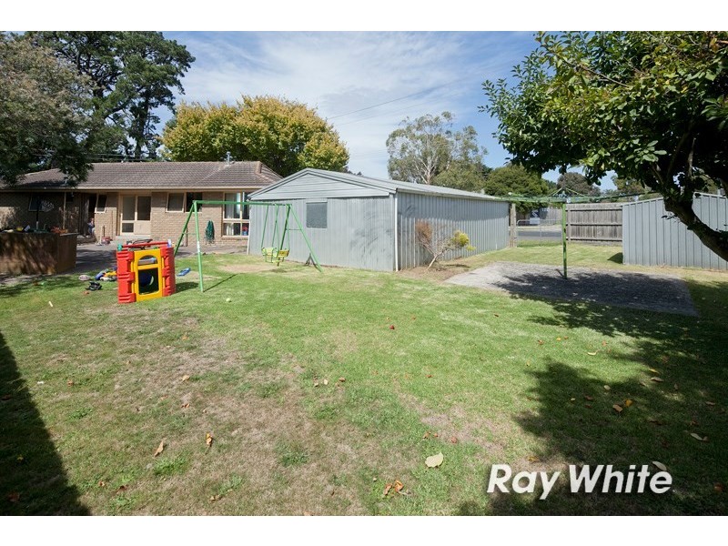 2 Almond Bush Street, Somerville VIC 3912