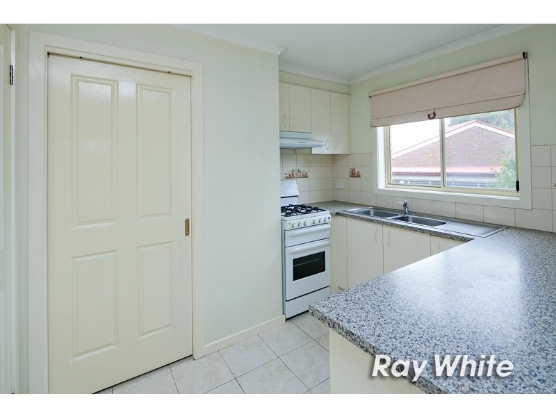 2/5 Avon Court, Langwarrin VIC 3910