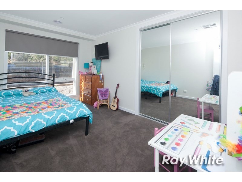 6 Bridgewater Court, Langwarrin VIC 3910