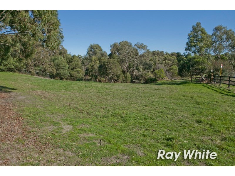 6 Bridgewater Court, Langwarrin VIC 3910