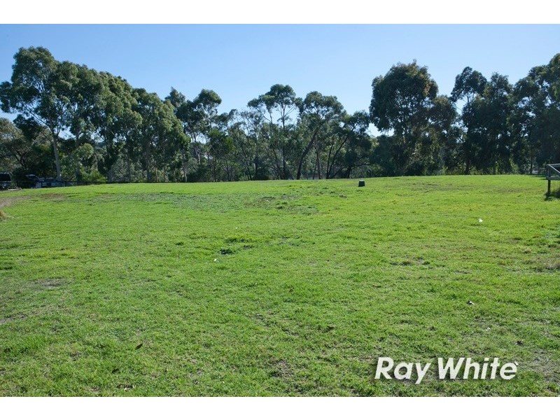 6 Bridgewater Court, Langwarrin VIC 3910