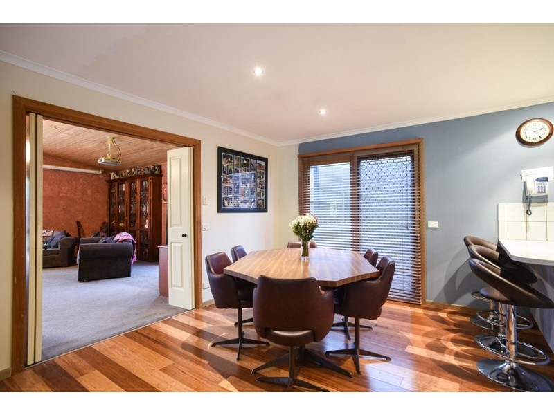 5 Lemnian Court, Langwarrin VIC 3910