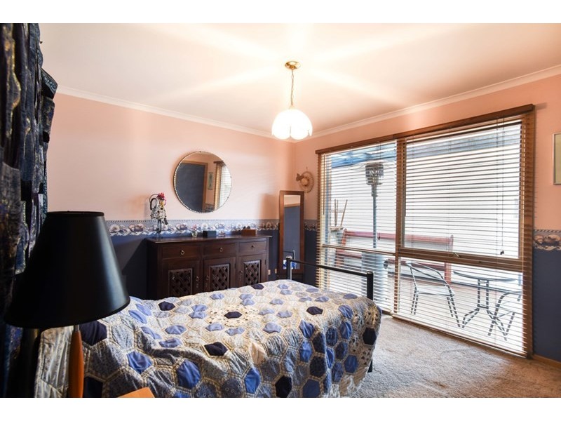 5 Lemnian Court, Langwarrin VIC 3910