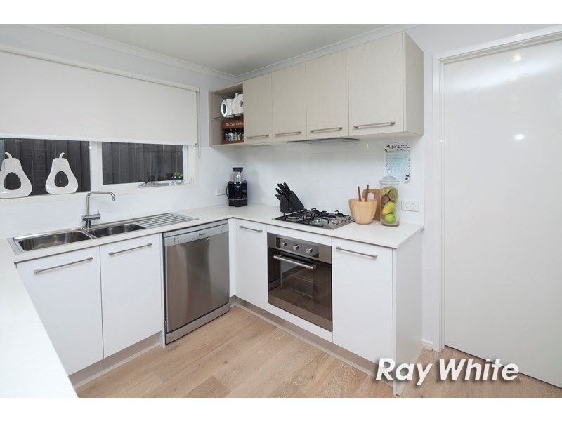 75 Clarendon Drive, Somerville VIC 3912